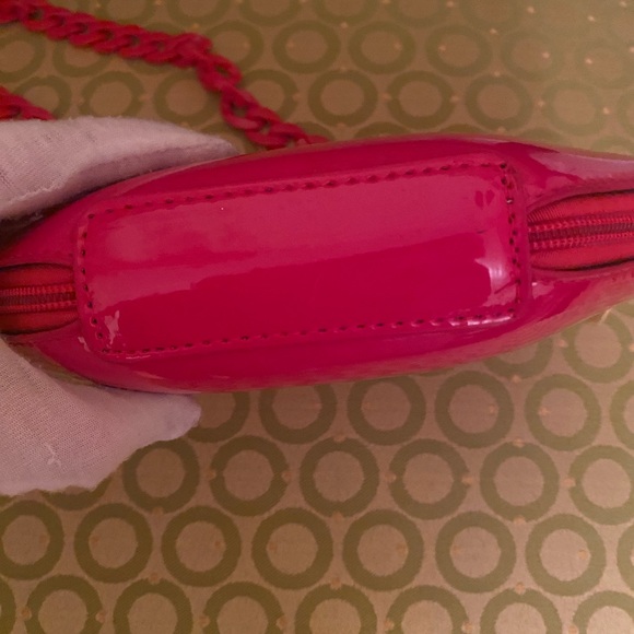 Betsey Johnson red lips purse. Hot love - Picture 4 of 6